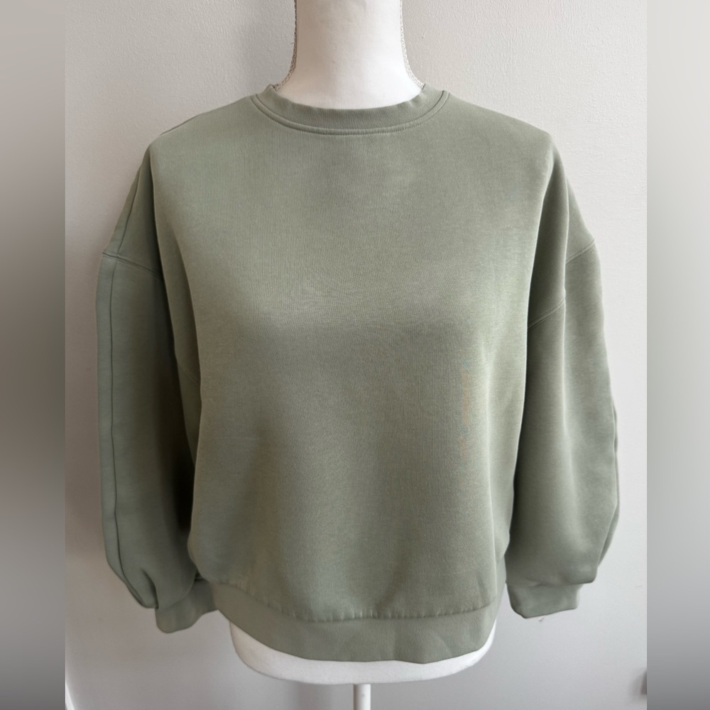 Banana Republic Olive Crew Neck Cropped Sweatshirt